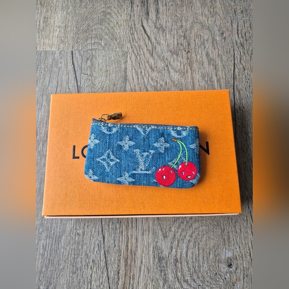 Louis Vuitton x Murakami Denim Cerise Key Pouch - Picture 1 of 6